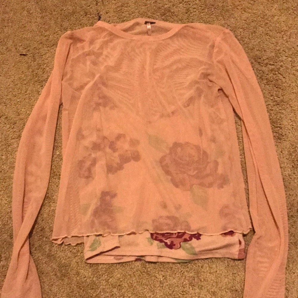 See through sleeved crop top